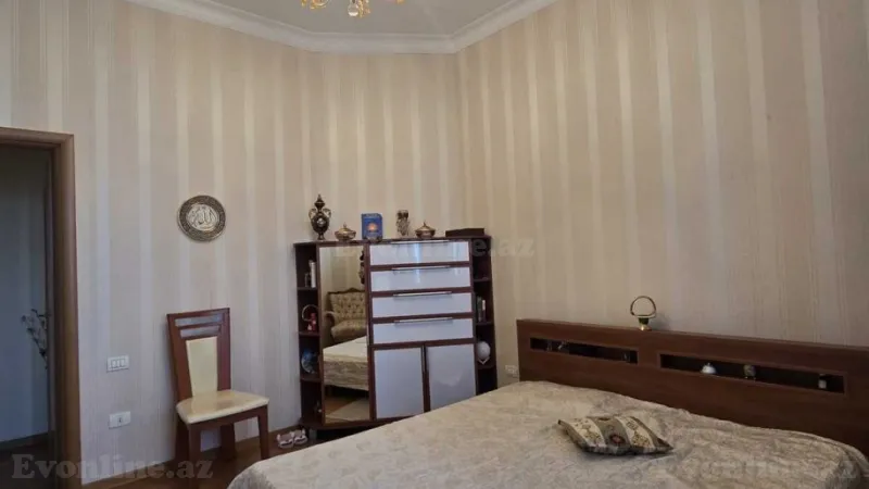 Satılır 2 otaqlı Mənzil Yeni tikili 90 m² 28 May m. - şəkil 9