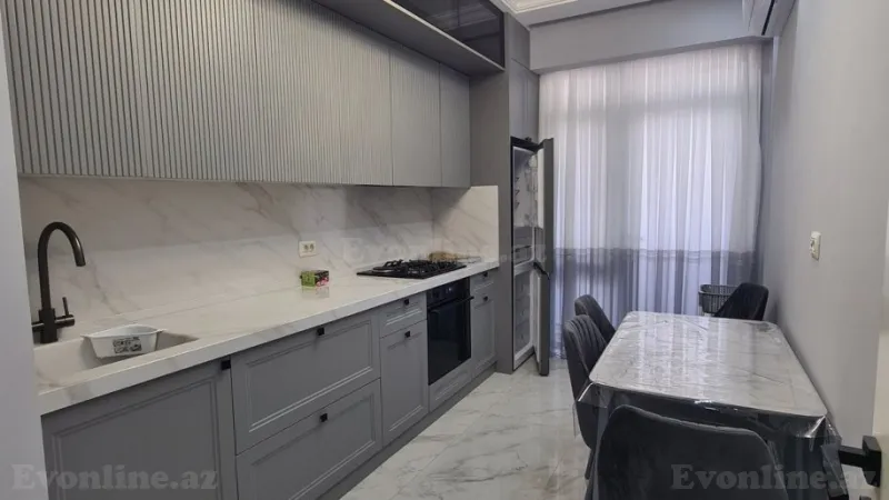 Kirayə verilir 3 otaqlı Mənzil Yeni tikili 92 m² Bakmil m. - şəkil 14