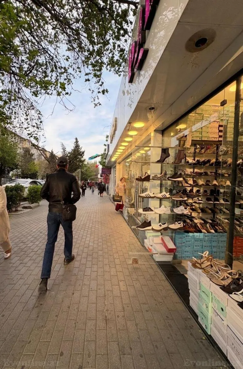 3 otaqlı Mənzil 60 m² Memar Əcəmi m. Satılır