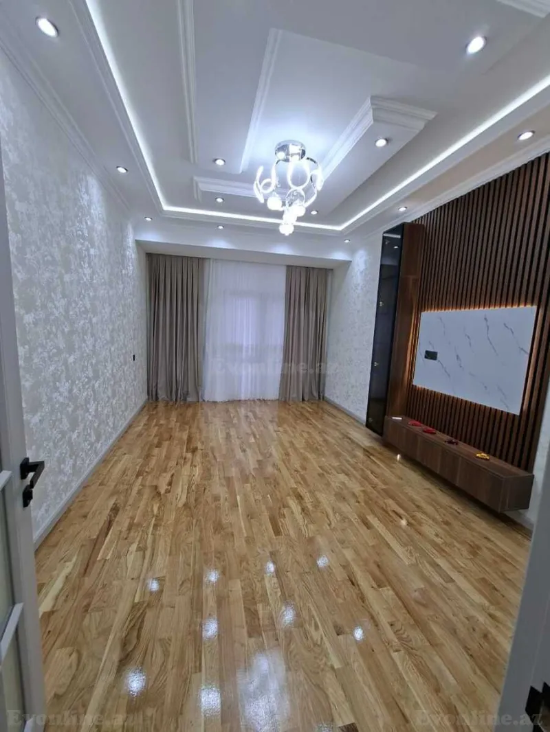 3 otaqlı Mənzil 92 m² Qara Qarayev m. Satılır