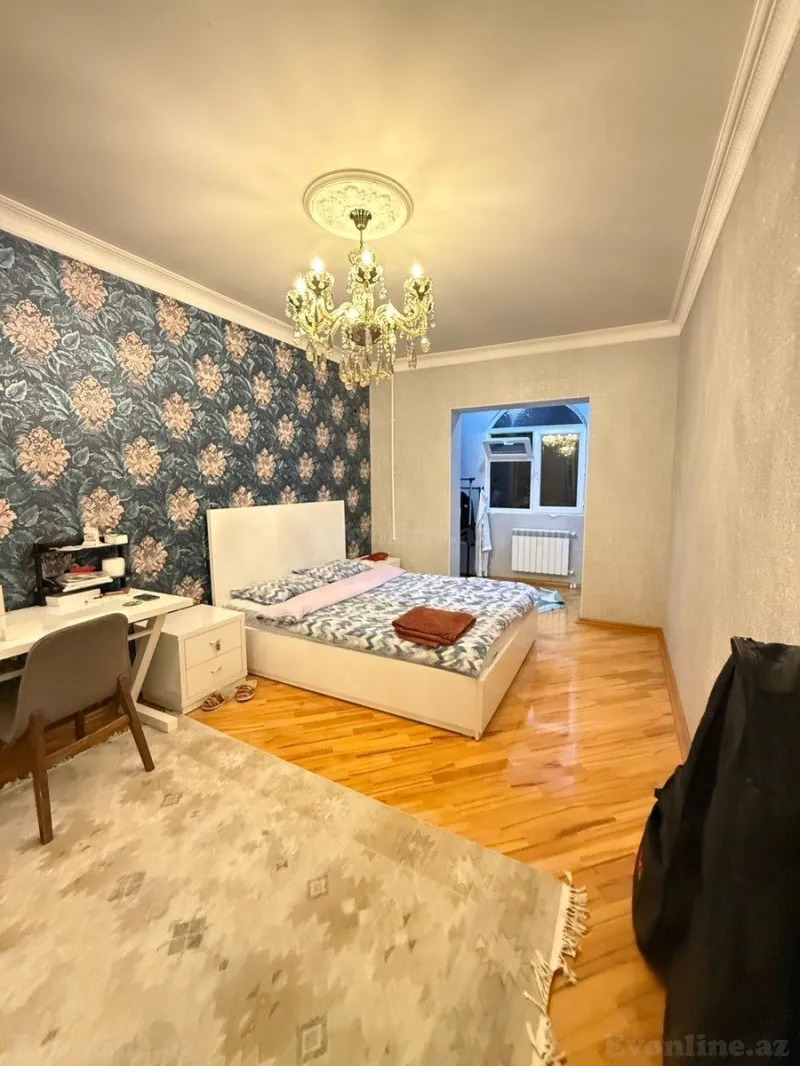 Satılır 5 otaqlı Mənzil Köhnə tikili 120 m² Nərimanov r. - şəkil 4
