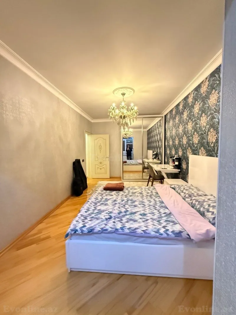 Satılır 5 otaqlı Mənzil Köhnə tikili 120 m² Nərimanov r. - şəkil 6