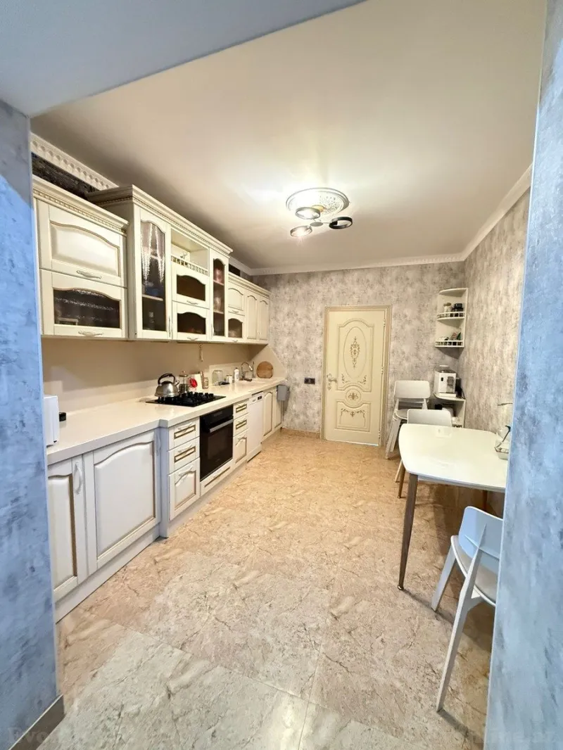 Satılır 5 otaqlı Mənzil Köhnə tikili 120 m² Nərimanov r. - şəkil 12