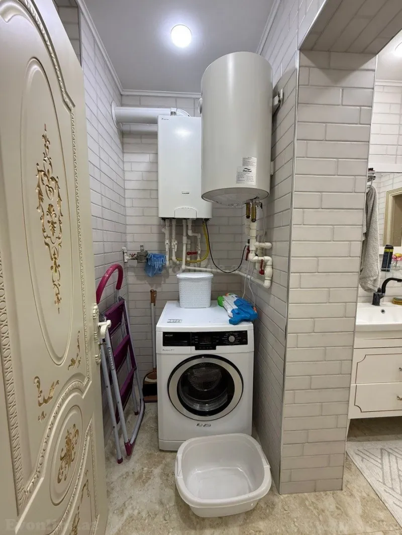 Satılır 5 otaqlı Mənzil Köhnə tikili 120 m² Nərimanov r. - şəkil 24