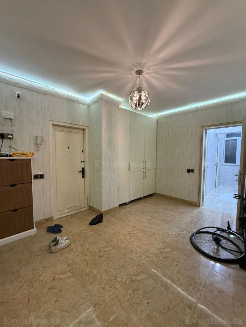 Satılır 5 otaqlı Mənzil Köhnə tikili 120 m² Nərimanov r. - şəkil 25