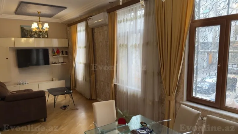 Satılır 3 otaqlı Mənzil Köhnə tikili 80 m² Elmlər Akademiyası m. - şəkil 2