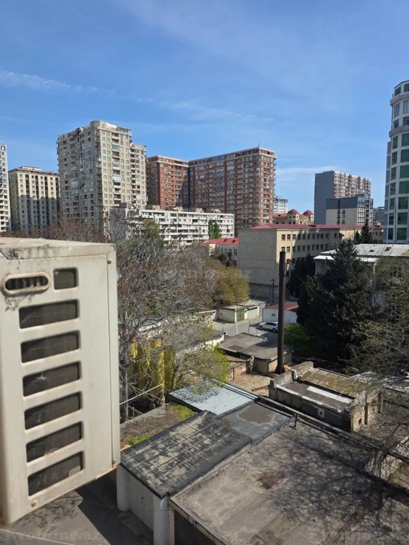 Kirayə verilir 3 otaqlı Mənzil Köhnə tikili 70 m² Nəsimi r. - şəkil 13