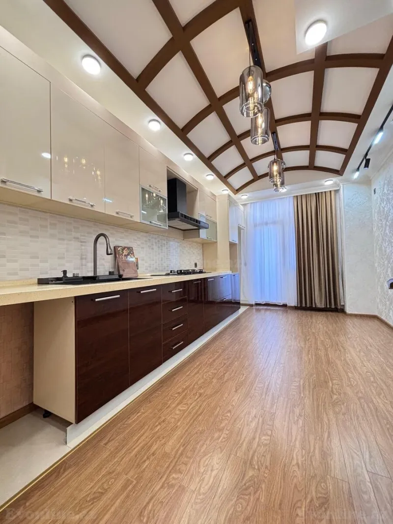 Satılır 3 otaqlı Mənzil Yeni tikili 140 m² Neftçilər m. - şəkil 13