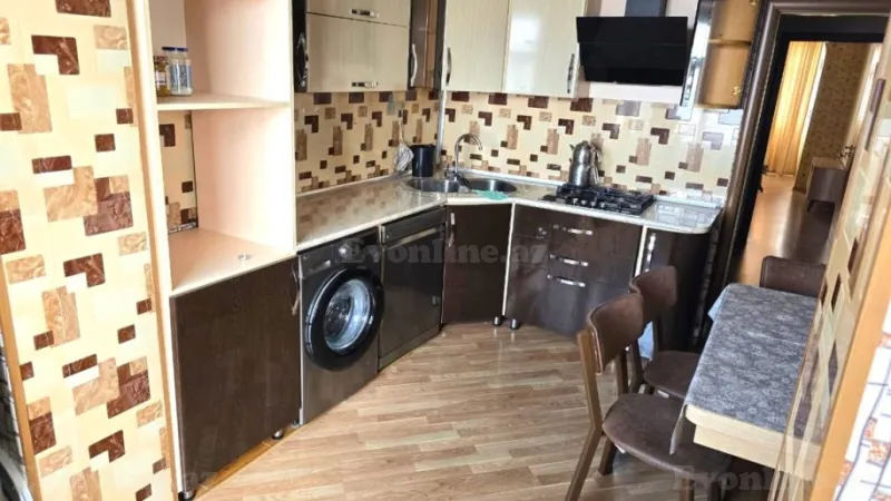 Satılır 4 otaqlı Mənzil Köhnə tikili 105 m² Suraxanı r. - şəkil 10