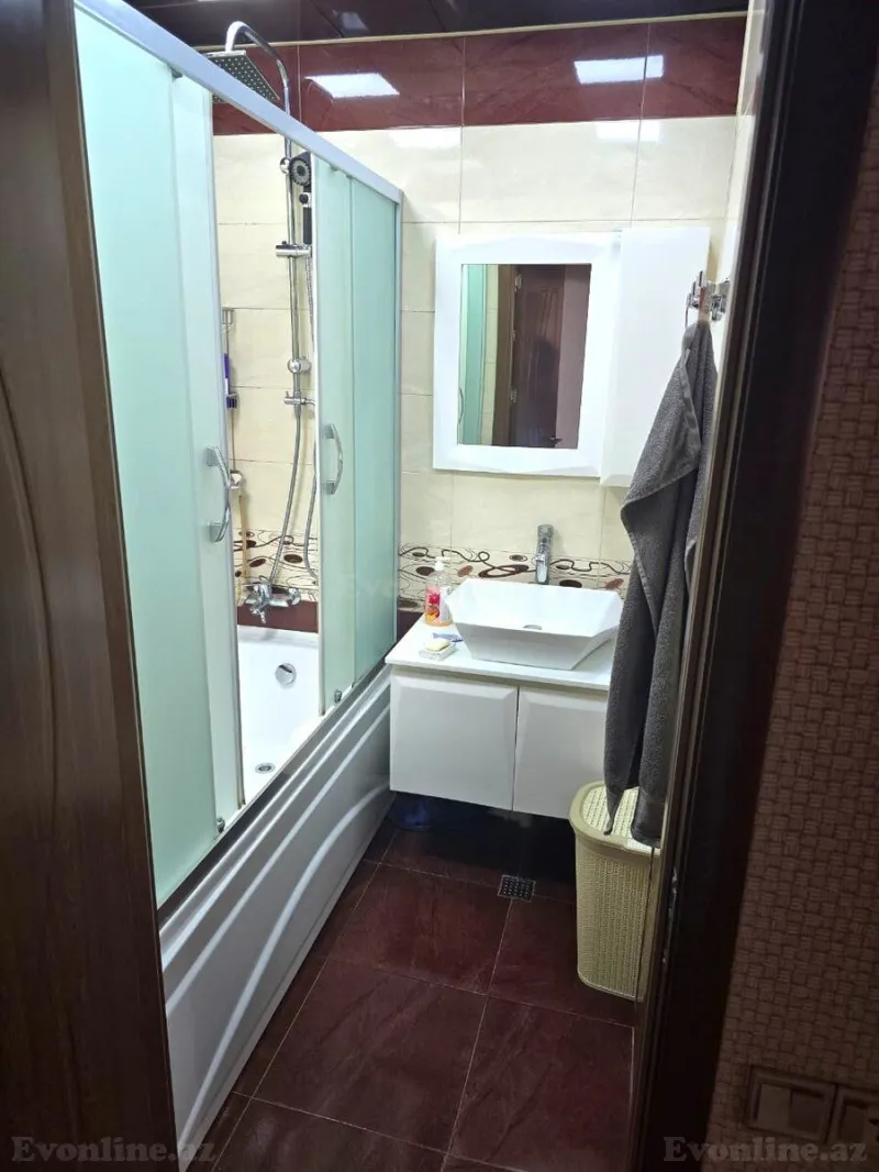 Satılır 4 otaqlı Mənzil Köhnə tikili 105 m² Suraxanı r. - şəkil 13