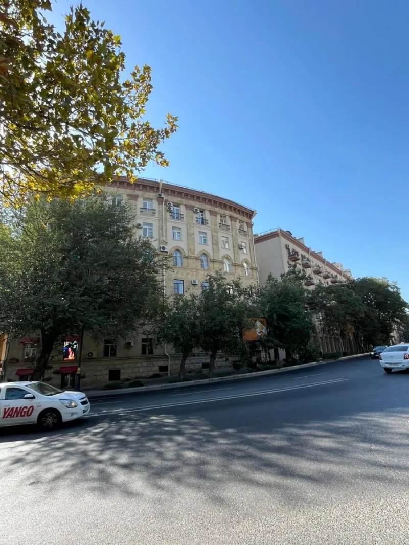 Satılır 2 otaqlı Mənzil Köhnə tikili 60 m² Yasamal - şəkil 9