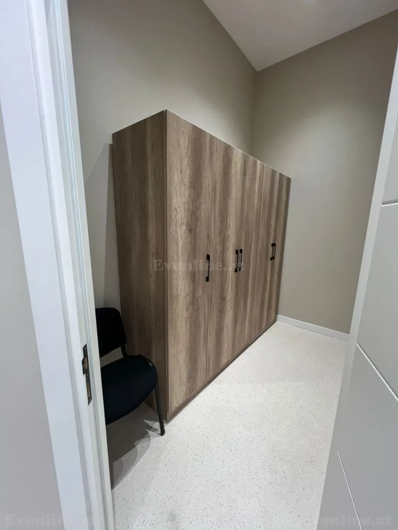 Kirayə verilir Ofis 268 m² Elmlər Akademiyası m. - şəkil 4