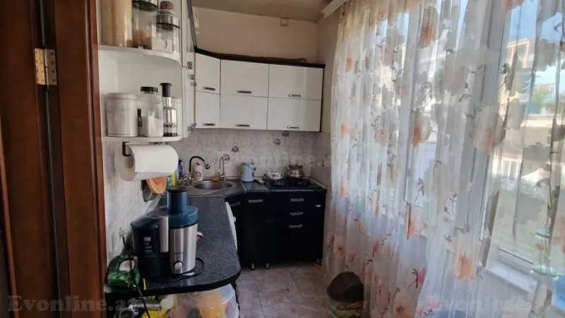 Satılır 3 otaqlı Mənzil Köhnə tikili 70 m² Bayıl - şəkil 3