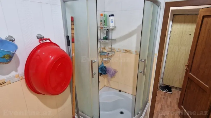 Satılır 3 otaqlı Mənzil Köhnə tikili 70 m² Bayıl - şəkil 9