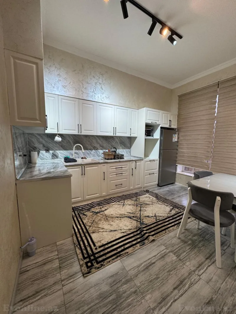 Satılır 5 otaqlı Həyət evi 150 m² Novxanı - şəkil 5