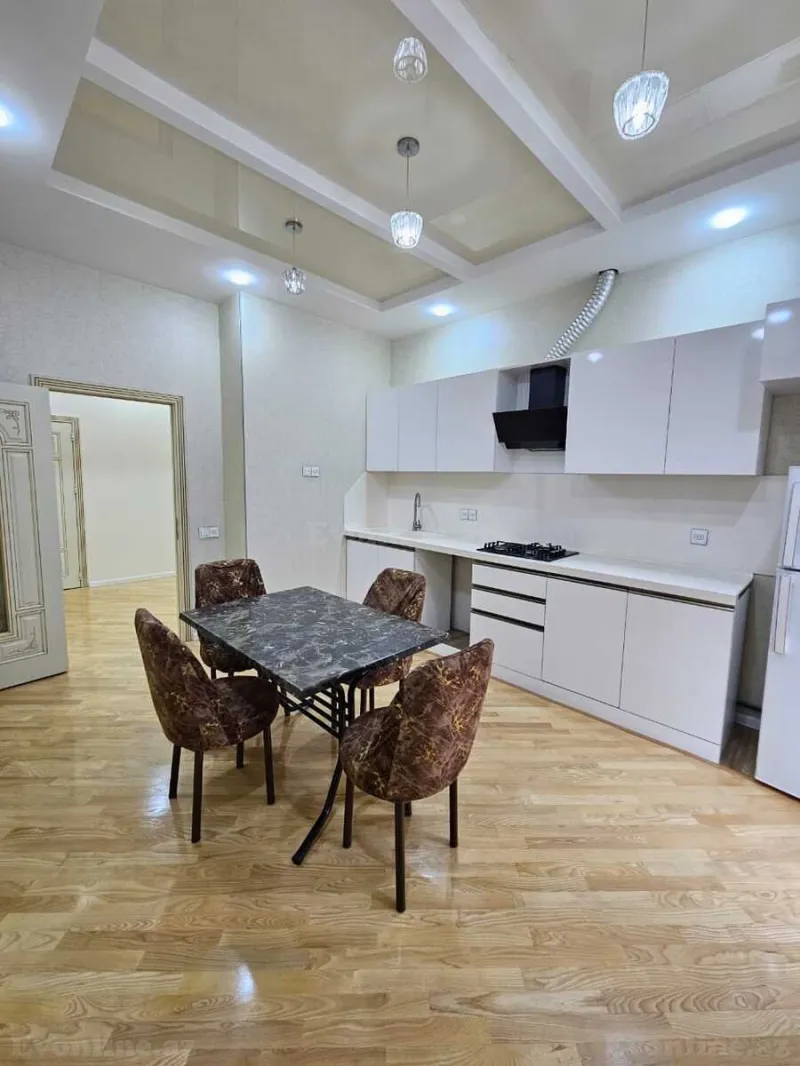 Satılır 3 otaqlı Mənzil Yeni tikili 155 m² Neftçilər m. - şəkil 13