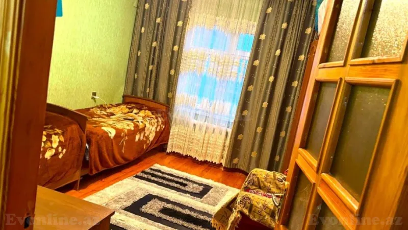 Satılır 2 otaqlı Mənzil Köhnə tikili 65 m² Suraxanı r. - şəkil 3