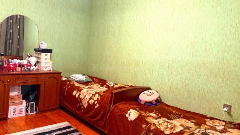 Satılır 2 otaqlı Mənzil Köhnə tikili 65 m² Suraxanı r. - şəkil 4