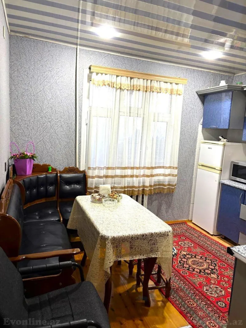 Satılır 2 otaqlı Mənzil Köhnə tikili 65 m² Suraxanı r. - şəkil 5