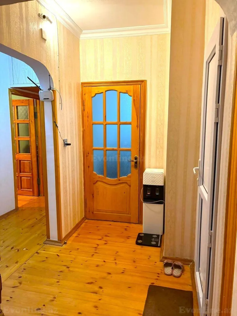 Satılır 2 otaqlı Mənzil Köhnə tikili 65 m² Suraxanı r. - şəkil 8