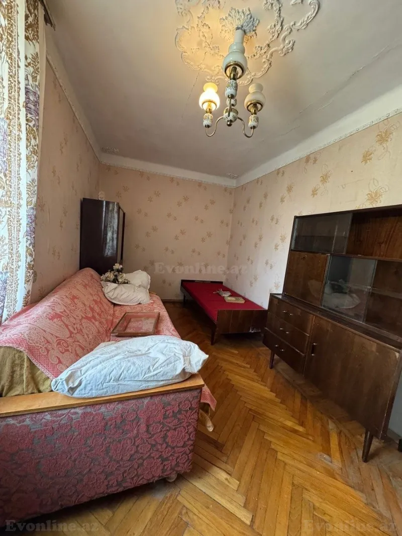 Satılır 2 otaqlı Mənzil Köhnə tikili 55 m² Nərimanov r. - şəkil 4