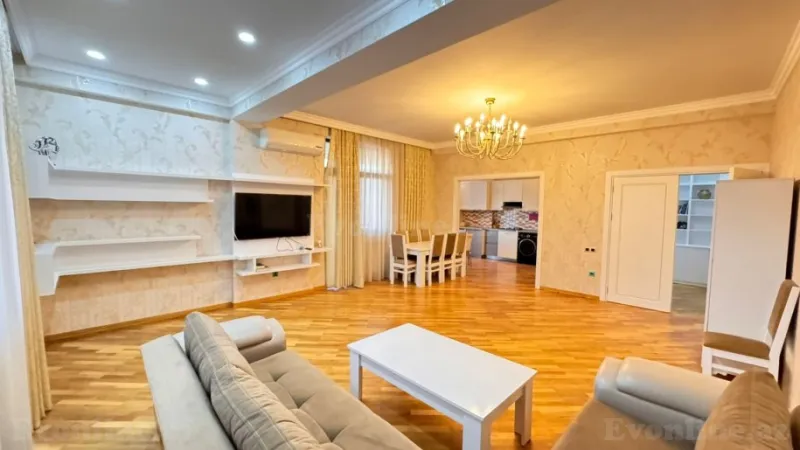 Kirayə verilir 3 otaqlı Mənzil Yeni tikili 150 m² 28 May m. - şəkil 2