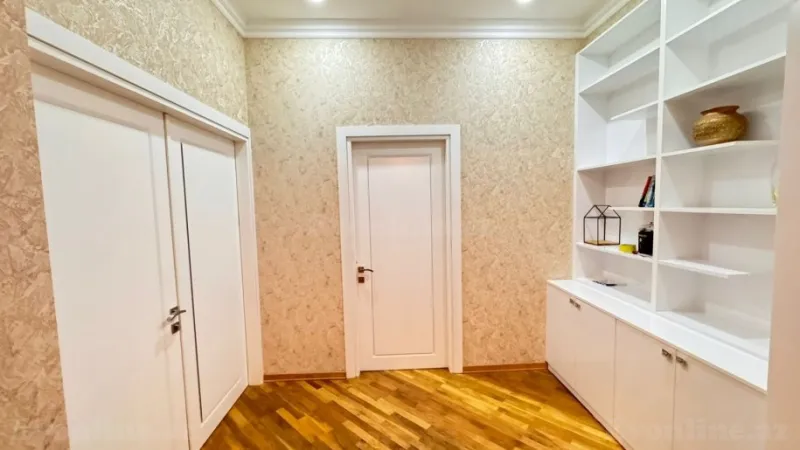 Kirayə verilir 3 otaqlı Mənzil Yeni tikili 150 m² 28 May m. - şəkil 10