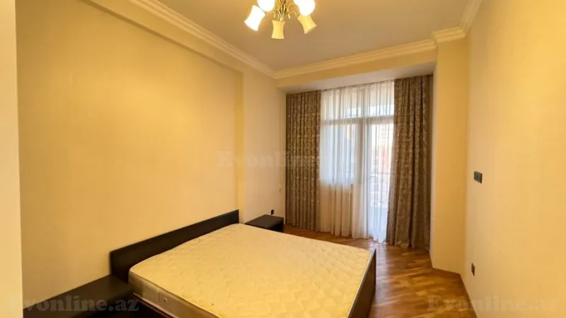 Kirayə verilir 3 otaqlı Mənzil Yeni tikili 150 m² 28 May m. - şəkil 17