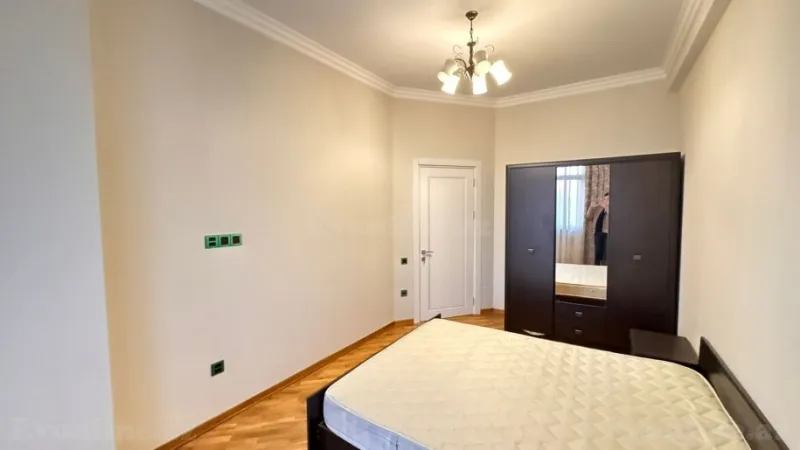 Kirayə verilir 3 otaqlı Mənzil Yeni tikili 150 m² 28 May m. - şəkil 18