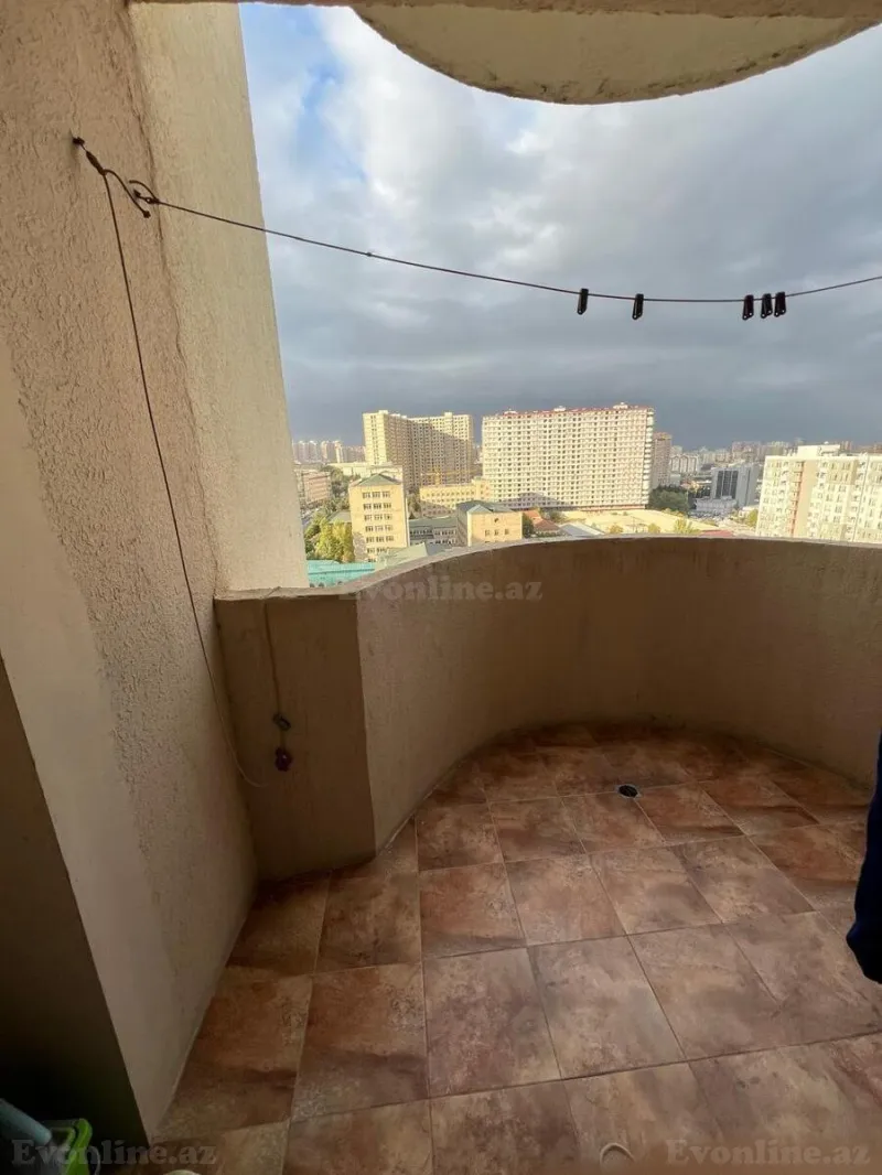 Satılır 3 otaqlı Mənzil Yeni tikili 132 m² Yasamal - şəkil 2