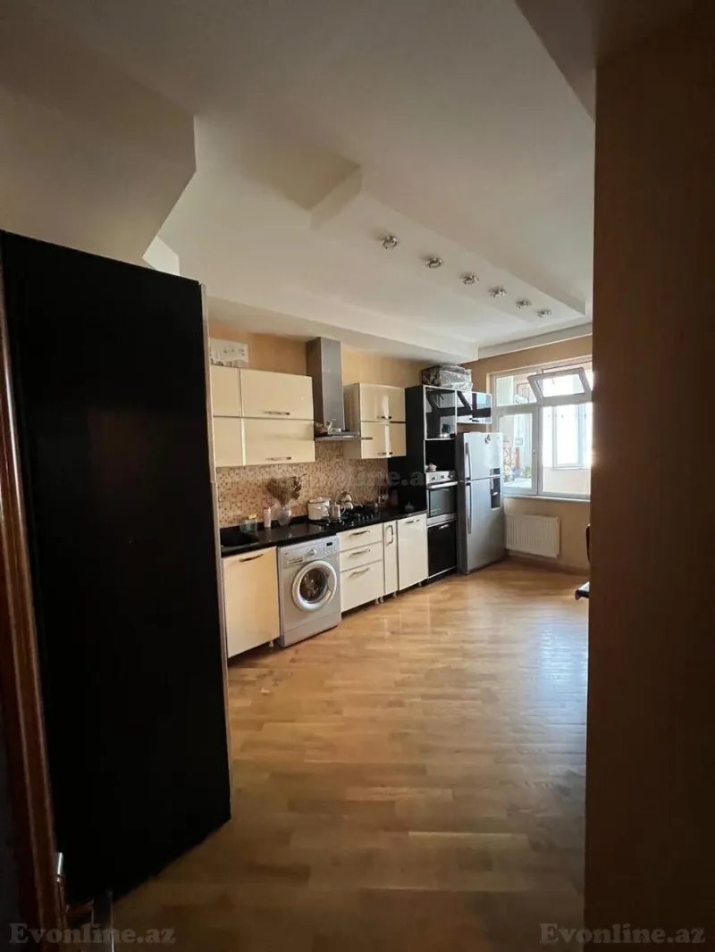 Satılır 3 otaqlı Mənzil Yeni tikili 132 m² Yasamal - şəkil 17