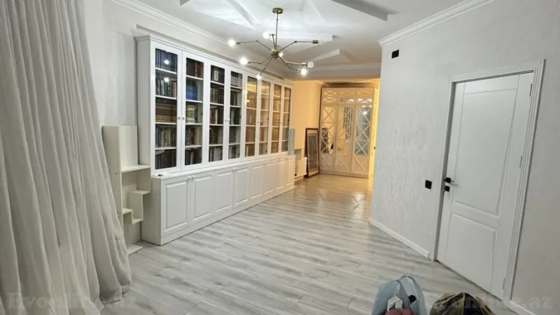 Satılır 4 otaqlı Mənzil Yeni tikili 320 m² Nəriman Nərimanov m.