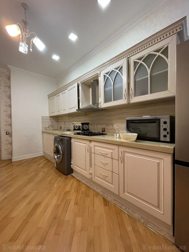 Satılır 3 otaqlı Mənzil Yeni tikili 125 m² Yasamal r. - şəkil 15