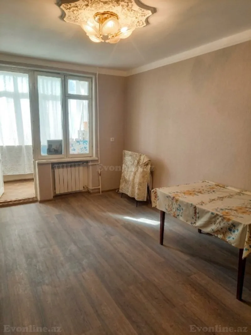 2 otaqlı Mənzil 50 m² Neftçilər m. Satılır