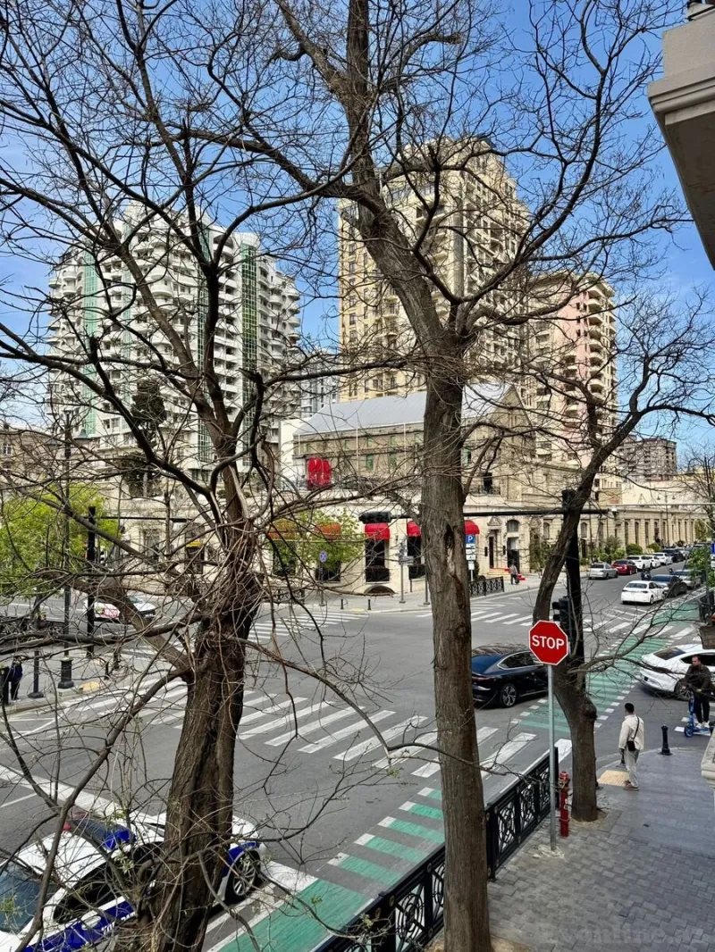 Satılır 2 otaqlı Mənzil Köhnə tikili 42 m² 28 May m.