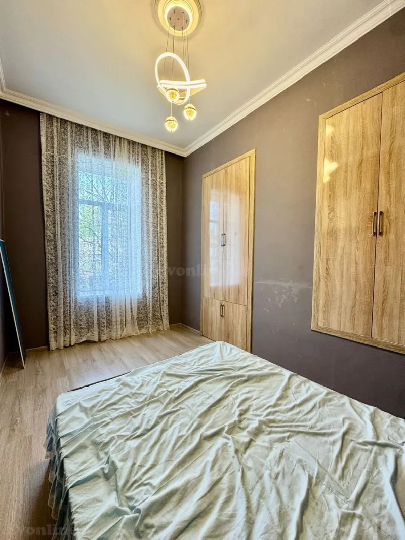 Satılır 2 otaqlı Mənzil Köhnə tikili 42 m² 28 May m. - şəkil 5