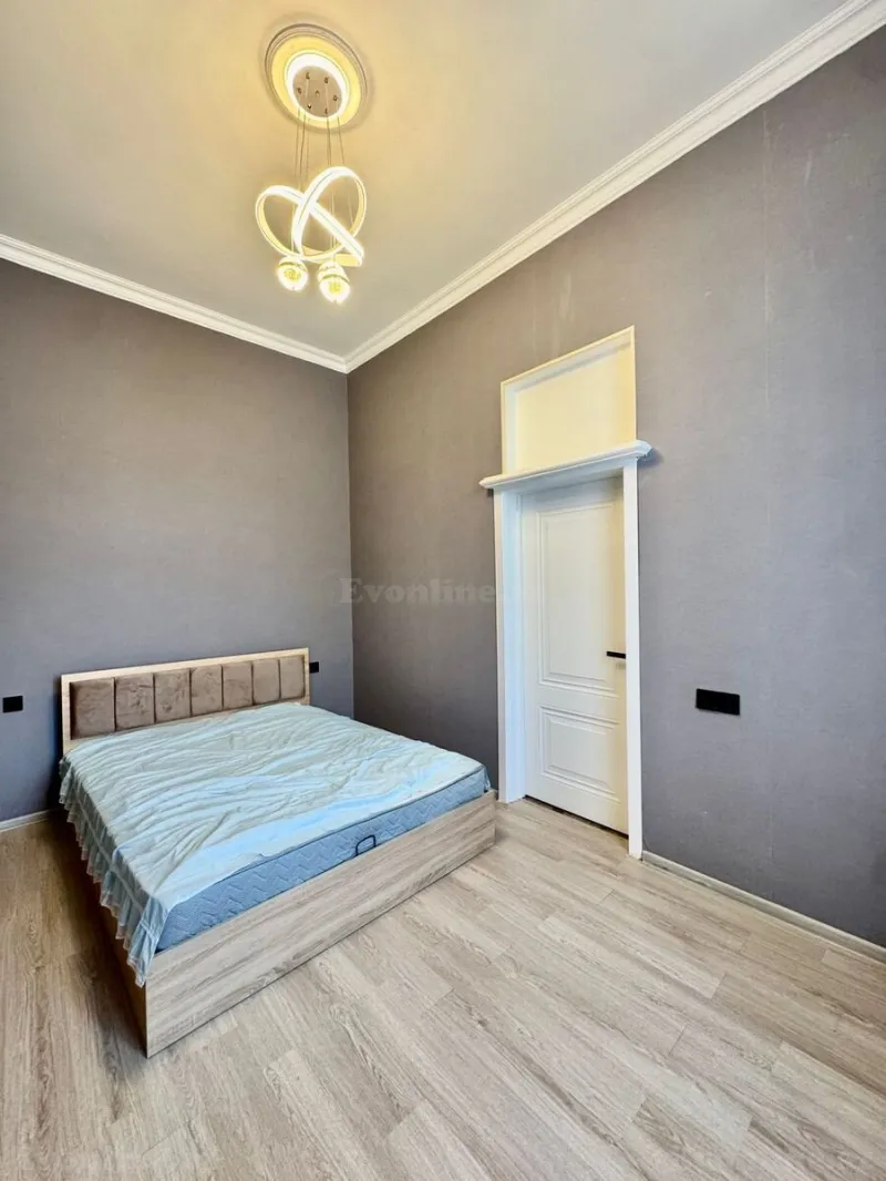 Satılır 2 otaqlı Mənzil Köhnə tikili 42 m² 28 May m. - şəkil 6