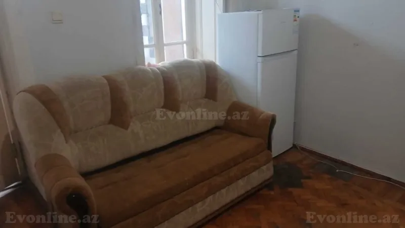 2 otaqlı Mənzil 180 m² 28 May m. Kirayə verilir
