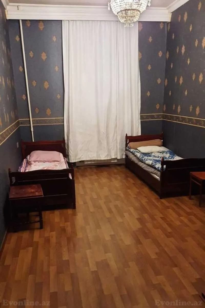 Kirayə verilir 2 otaqlı Mənzil Köhnə tikili 120 m² 28 May m. - şəkil 2