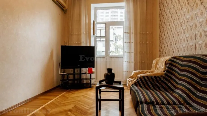 2 otaqlı Mənzil 55 m² Sahil m. Kirayə verilir