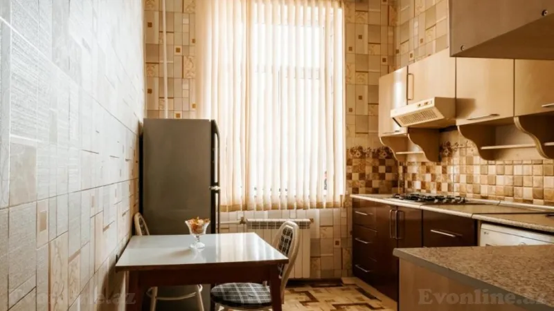 Kirayə verilir 2 otaqlı Mənzil Köhnə tikili 55 m² Sahil m. - şəkil 9