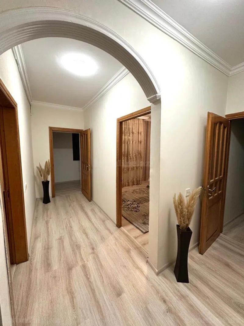 Kirayə verilir 3 otaqlı Mənzil Köhnə tikili 70 m² Həzi Aslanov m. - şəkil 2