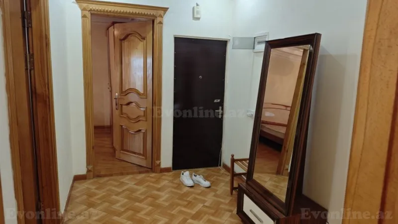 Kirayə verilir 3 otaqlı Mənzil Köhnə tikili 100 m² Xalqlar Dostluğu m. - şəkil 12