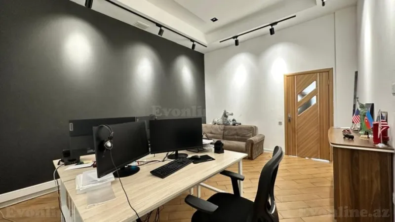 Kirayə verilir Ofis 100 m² Xətai m.