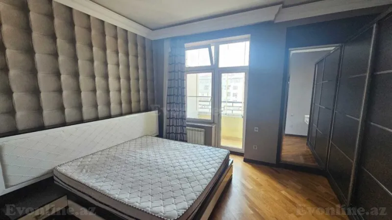 Kirayə verilir 4 otaqlı Mənzil Yeni tikili 150 m² 8 Noyabr m. - şəkil 4