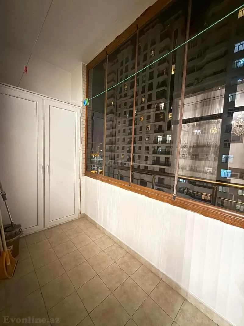 Kirayə verilir 3 otaqlı Mənzil Yeni tikili 100 m² Gənclik m. - şəkil 26