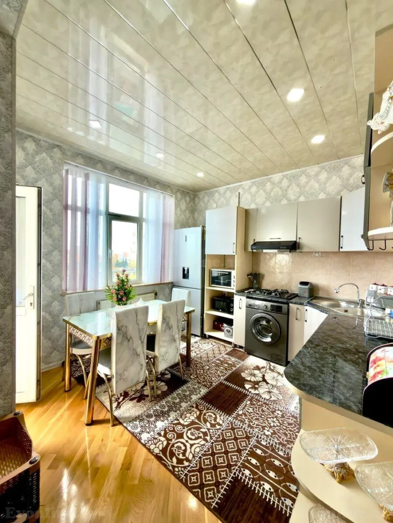 Satılır 3 otaqlı Mənzil Yeni tikili 100 m² Neftçilər m. - şəkil 14