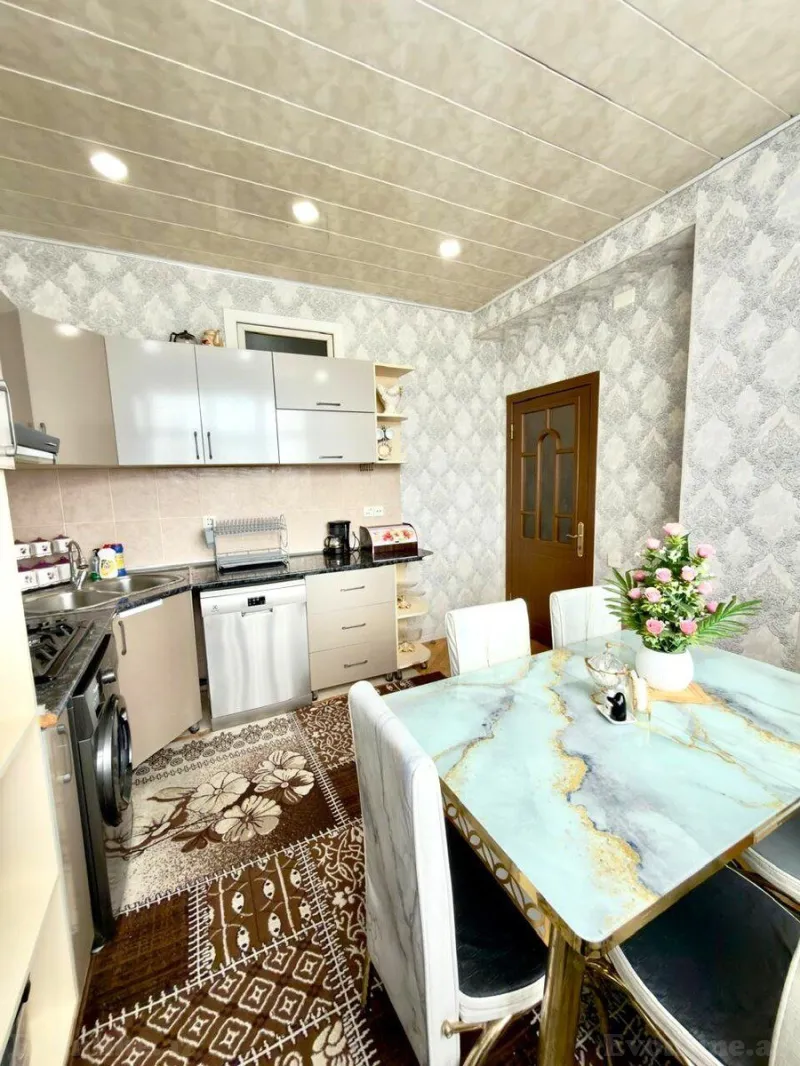 Satılır 3 otaqlı Mənzil Yeni tikili 100 m² Neftçilər m. - şəkil 15