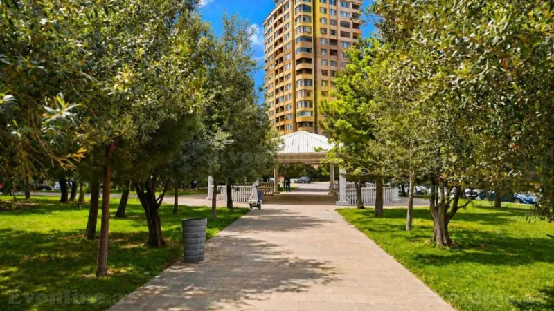 Satılır 4 otaqlı Mənzil Köhnə tikili 120 m² Elmlər Akademiyası m. - şəkil 3