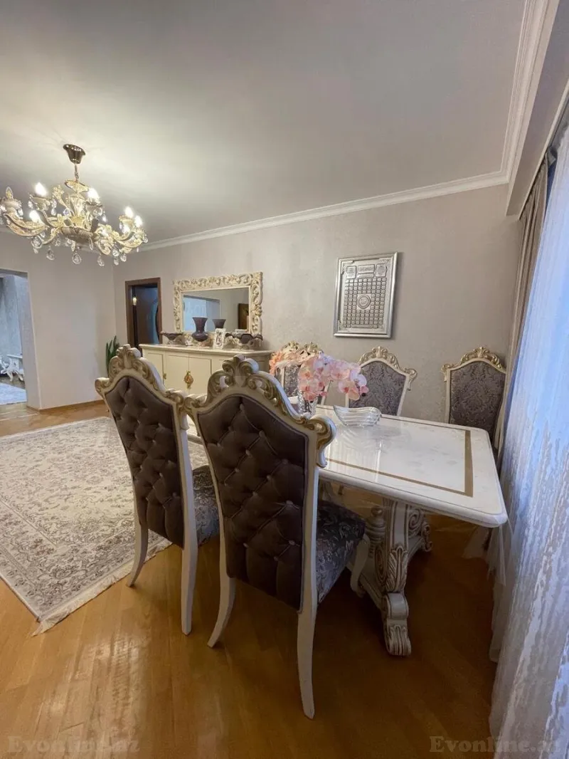 Satılır 4 otaqlı Mənzil Köhnə tikili 120 m² Elmlər Akademiyası m. - şəkil 9